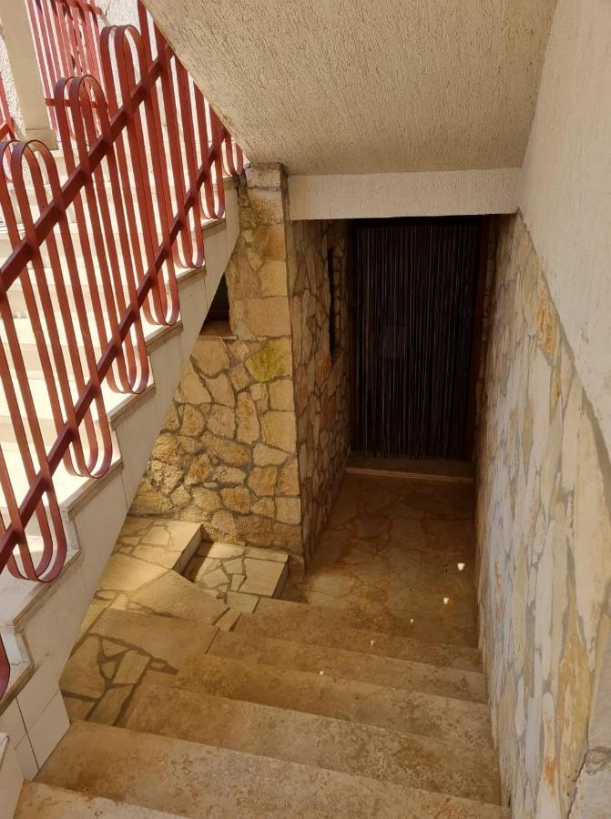 Apartments Jelena Peroj Bagian luar foto